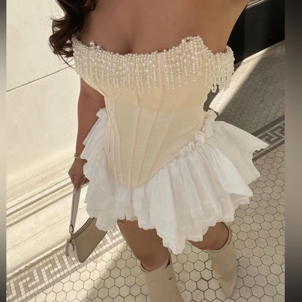 HOUSE OF CB 'Aubrie' Vintage Cream Embellished Satin Corset With Sleeve NWOT S - Picture 13 of 14